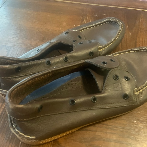 Sperry Boat Shoes - Picture 2 of 3